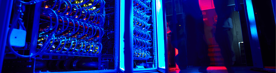 Storage empresarial Curitiba: por que sua empresa precisa levar o armazenamento de dados a sério